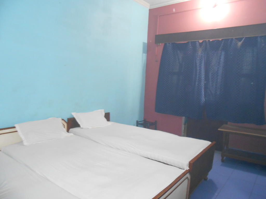 Hotel Sonmony Varanasi Phòng bức ảnh